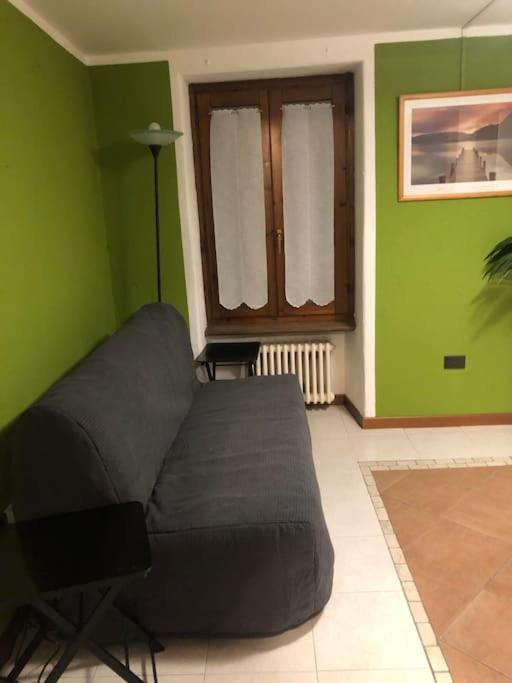 La Casa Di Rox Ad Aosta - Small Holiday Apartment In Central Aosta - Alloggio Ad Uso Turistico - Vda - Aosta - N 0304 Esterno foto